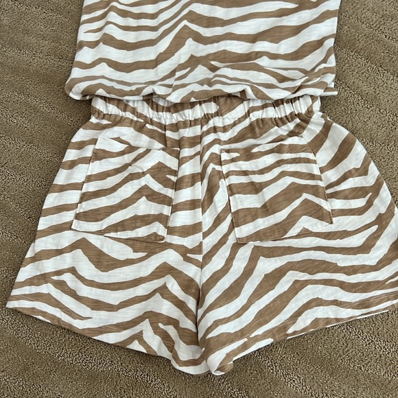 Lou & Grey Romper XS - Picture 5 of 7